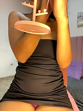 Snapshot of trex_x chatting on September 26, 2025, 6:48 pm trex x online show from September 26, 2025, 6:48 pm