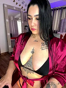 Madissonlove 1 online show from January 14, 2026, 11:47 am