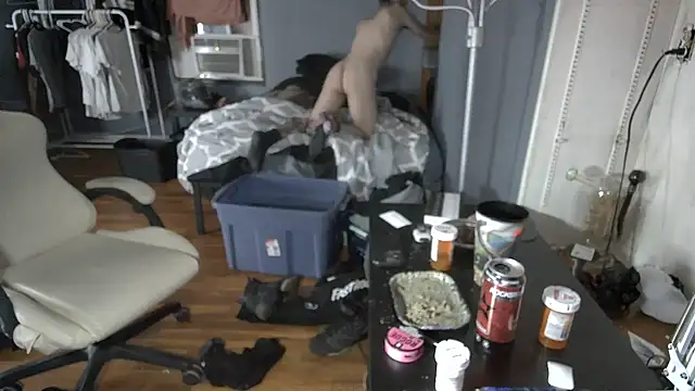 Snapshot of BadJewfucks chatting on May 13, 2026, 6:09 am BadJewfucks online show from May 13, 2026, 6:09 am