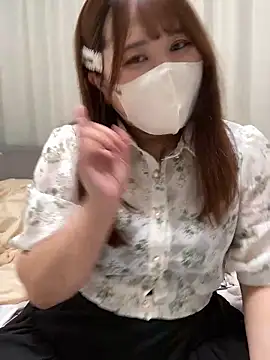Snapshot of mitarashi_awww chatting on September 13, 2025, 1:11 pm mitarashi awww online show from September 13, 2025, 1:11 pm