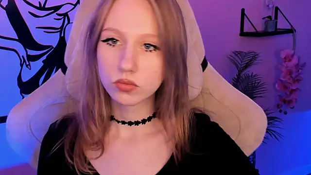 Snapshot of DariaTate chatting on October 17, 2025, 11:34 am DariaTate online show from October 17, 2025, 11:34 am