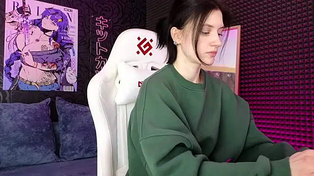 roxy riot  online show from March 2, 2025, 1:26 am