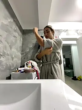 Snapshot of BonyBon29 chatting on December 4, 2025, 6:56 am BonyBon29 online show from December 4, 2025, 6:56 am