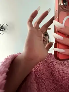 Snapshot of BonyBon29 chatting on February 25, 2026, 8:36 am BonyBon29 online show from February 25, 2026, 8:36 am