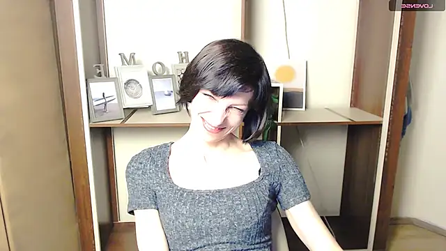  AngeliaFlow  online show from October 22, 2025, 7:08 am