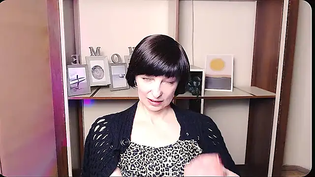  AngeliaFlow  online show from March 28, 2026, 12:06 pm