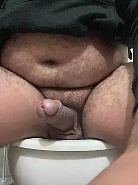 Uncleuncutmushroom online show from May 29, 2026, 5:08 pm