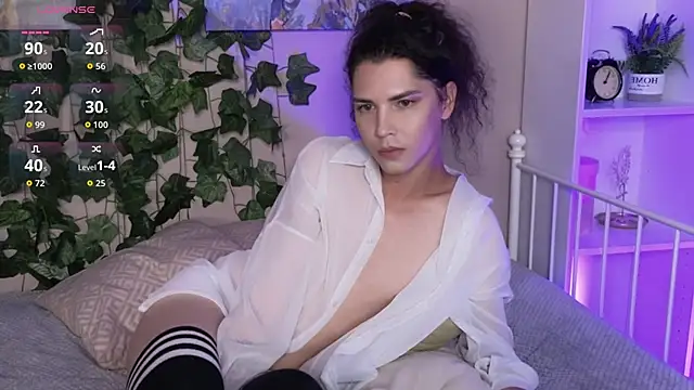 Snapshot of DamienLake chatting on September 15, 2025, 8:53 pm DamienLake online show from September 15, 2025, 8:53 pm