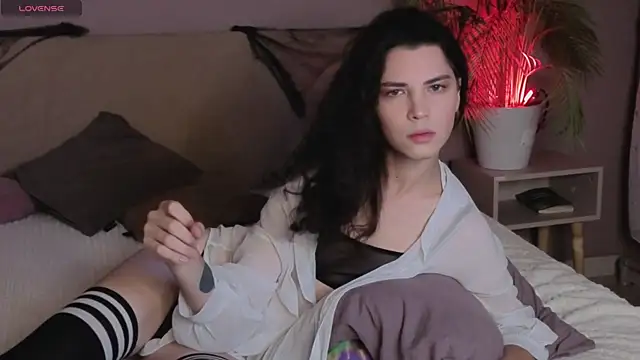 Snapshot of DamienLake chatting on October 24, 2025, 8:41 pm DamienLake online show from October 24, 2025, 8:41 pm