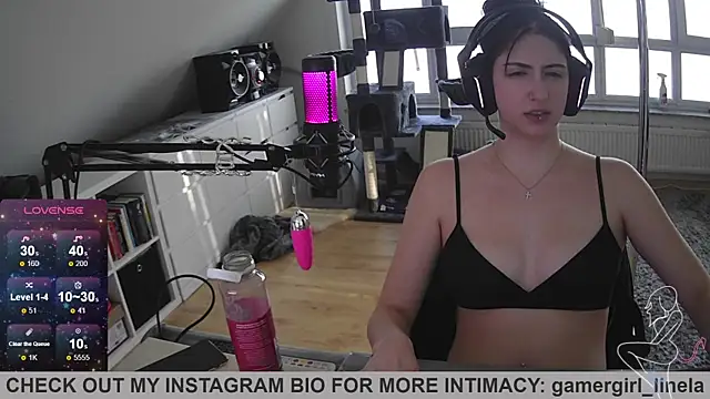 Gamergirl-Linela online show from October 2, 2025, 3:15 pm