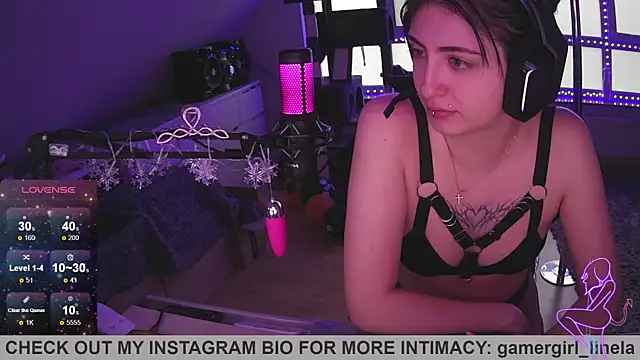 Gamergirl-Linela online show from November 9, 2025, 2:10 pm