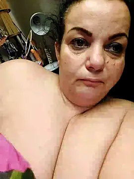 IvettkeXXX online show from February 17, 2026, 5:49 am