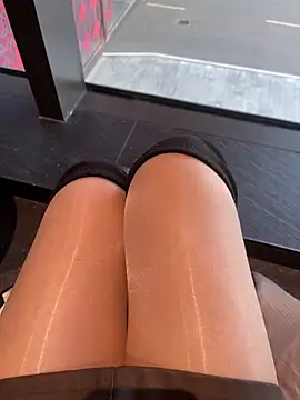 Snapshot of Niannian--sexy chatting on November 12, 2025, 8:18 am Niannian--sexy online show from November 12, 2025, 8:18 am