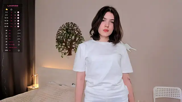 Snapshot of HildEvatt chatting on February 9, 2025, 2:40 pm HildEvatt online show from February 9, 2025, 2:40 pm