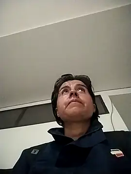 Saori Sann  online show from December 20, 2025, 12:08 pm