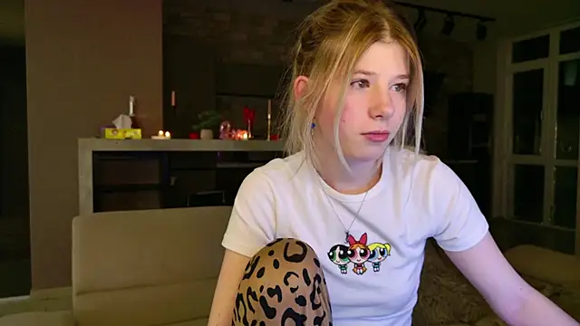 Bella amory online show from March 6, 2025, 11:09 pm