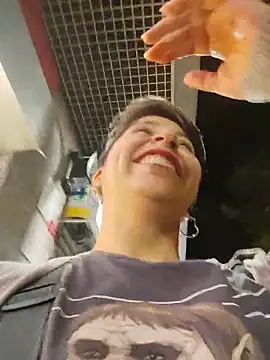 MaiPandora online show from November 19, 2025, 1:49 am