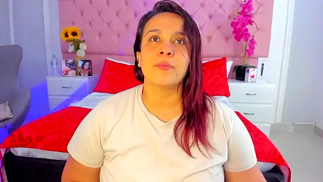 KourtneyEvans online show from March 18, 2025, 3:01 pm