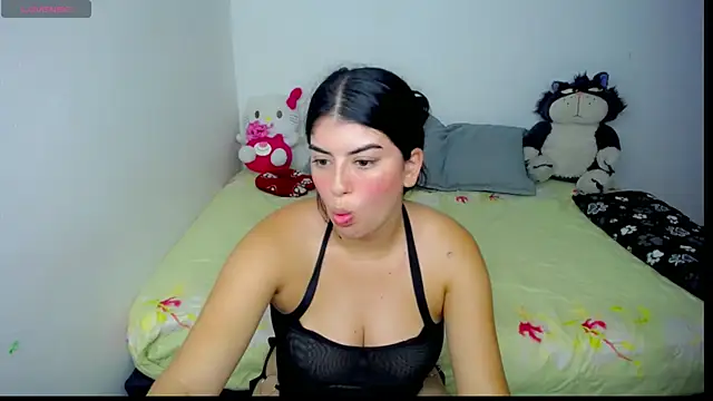 hello kityy25 online show from July 10, 2026, 2:50 pm