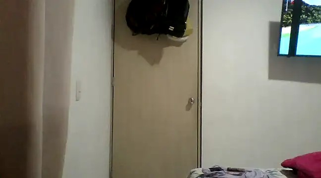 Snapshot of Tana_latin chatting on February 11, 2025, 12:28 am Tana latin online show from February 11, 2025, 12:28 am