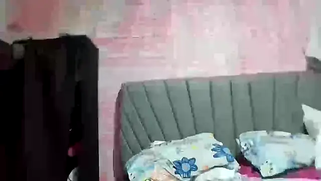 Snapshot of Tana_latin chatting on September 18, 2025, 12:35 am Tana latin online show from September 18, 2025, 12:35 am
