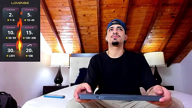 Sebastian Berne online show from March 18, 2025, 7:22 pm