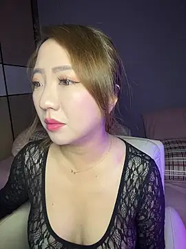 Hannababy  online show from July 21, 2026, 7:53 am