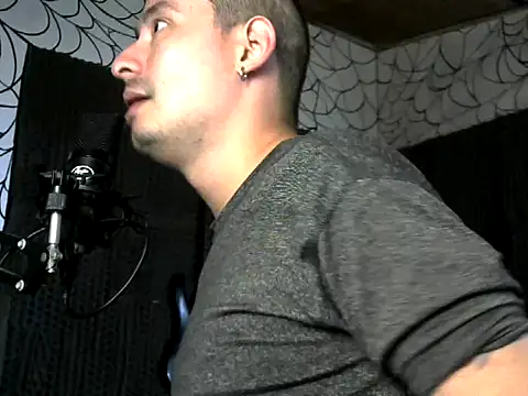 vampireathome online show from February 3, 2026, 6:46 pm