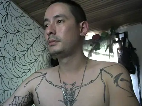 vampireathome online show from May 17, 2026, 7:03 pm