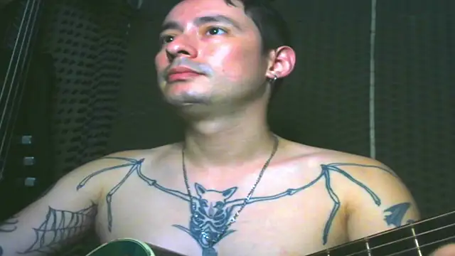 Snapshot of vampireathome chatting on March 3, 2025, 6:52 am vampireathome online show from March 3, 2025, 6:52 am