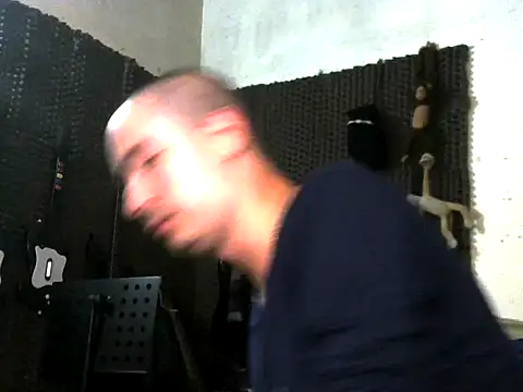 Snapshot of vampireathome chatting on September 26, 2025, 3:24 am vampireathome online show from September 26, 2025, 3:24 am