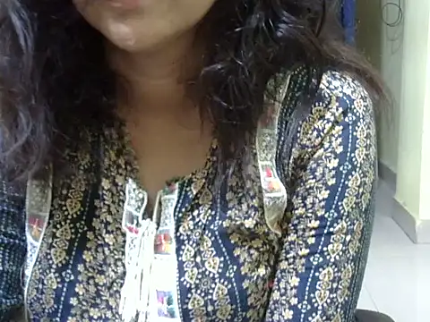 Your cutiepie  online show from October 6, 2025, 5:46 pm