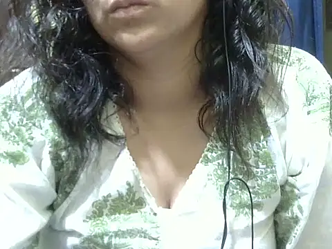 Your cutiepie  online show from September 12, 2025, 6:51 pm