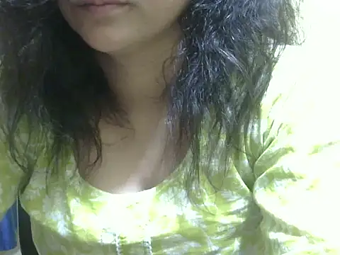 Your cutiepie  online show from December 15, 2025, 6:03 pm