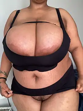 Snapshot of NonoGotBoobies chatting on July 11, 2026, 9:20 am NonoGotBoobies online show from July 11, 2026, 9:20 am