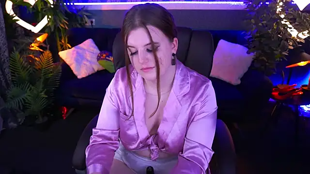 KristiMoons online show from March 2, 2025, 11:06 pm