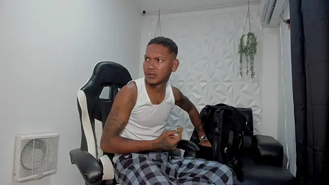 blackdirty420 online show from December 16, 2025, 4:44 pm