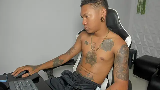 blackdirty420 online show from February 12, 2026, 1:55 pm