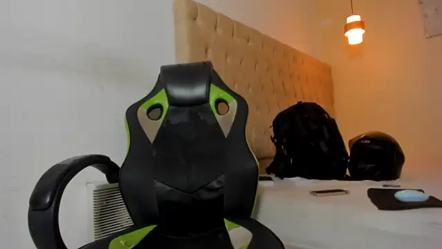 blackdirty420 online show from December 2, 2025, 7:15 pm