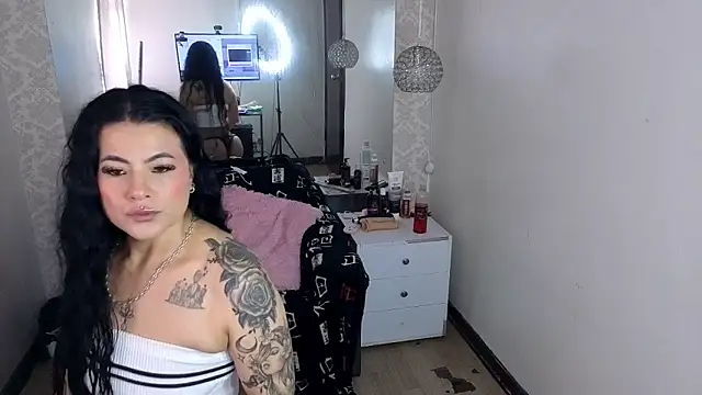 lizha milf online show from November 12, 2025, 2:10 pm