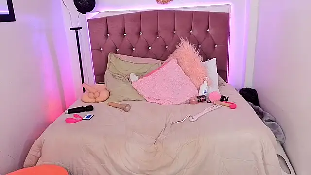 Snapshot of lizha_milf chatting on January 31, 2026, 7:12 pm lizha milf online show from January 31, 2026, 7:12 pm