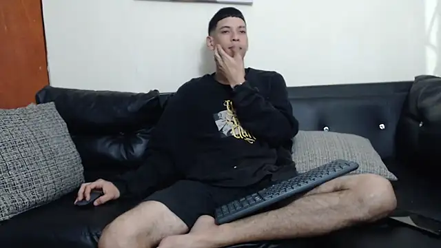 biigjhonny online show from October 5, 2025, 2:35 am