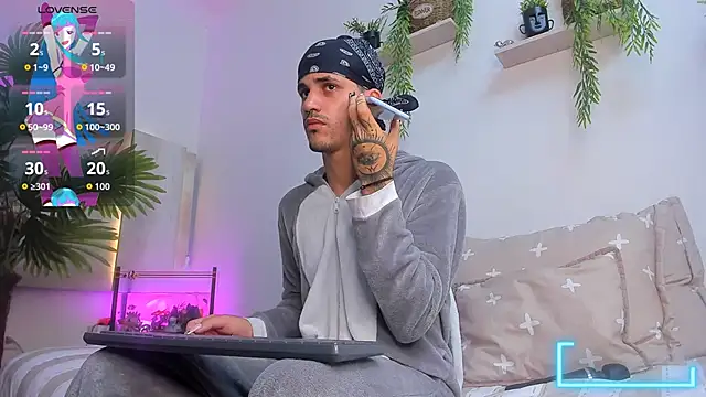 Dirty Kingg online show from October 18, 2025, 8:44 pm