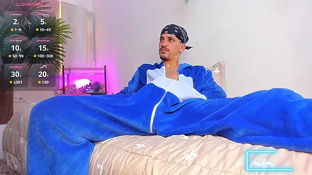 Dirty Kingg online show from October 7, 2025, 7:37 pm