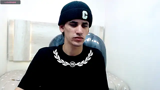 Dirty Kingg online show from March 11, 2025, 6:08 am