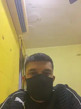 Snapshot of crazyfreaking chatting on January 17, 2026, 11:30 pm crazyfreaking online show from January 17, 2026, 11:30 pm