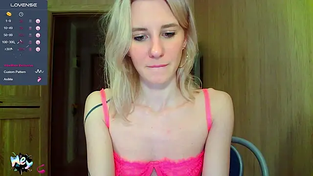 Snapshot of Caramel_piegirl chatting on March 11, 2025, 7:36 pm Caramel piegirl online show from March 11, 2025, 7:36 pm