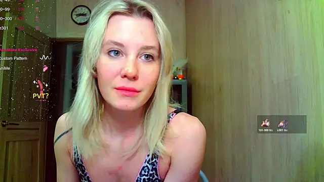 Caramel piegirl online show from April 19, 2026, 9:28 pm