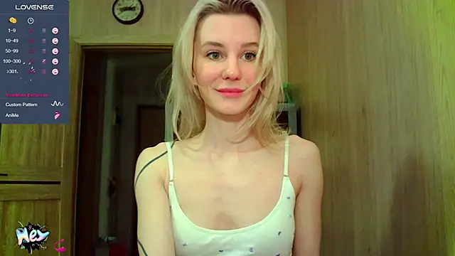 Snapshot of Caramel_piegirl chatting on February 17, 2025, 5:34 pm Caramel piegirl online show from February 17, 2025, 5:34 pm