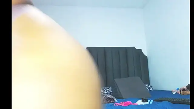 Snapshot of moree_Queen chatting on February 20, 2025, 1:14 am moree Queen online show from February 20, 2025, 1:14 am